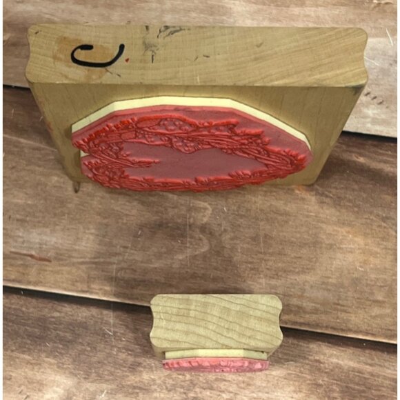 DOTS JRL DESIGN GRAPEVINE & HOLLY BERRY WREATH WOOD MOUNT RUBBER STAMP SET OF 2 - Picture 5 of 7